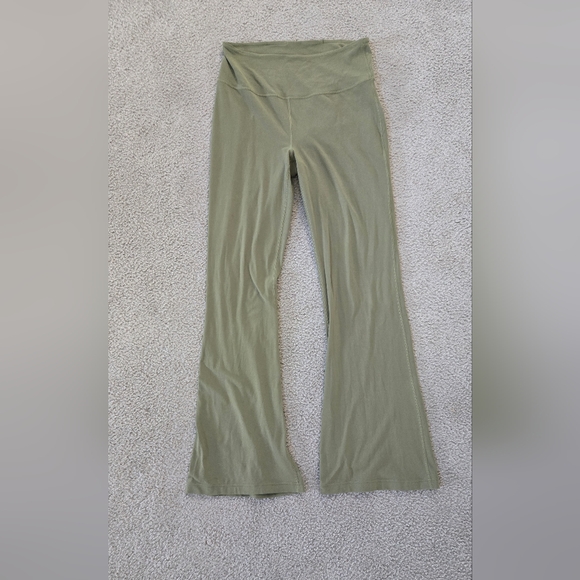 Lululemon Groove Pant Bronze Green Size 12 - Picture 4 of 9